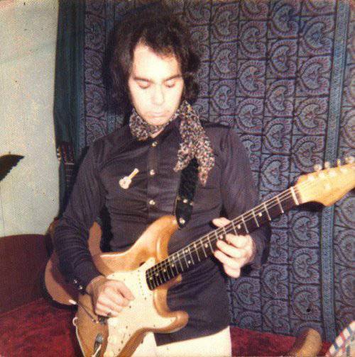 Christmas%20week%201976%2C%20John%20Earl%20Walker%20chillin%27%20at%20home%20between%20tours%2E